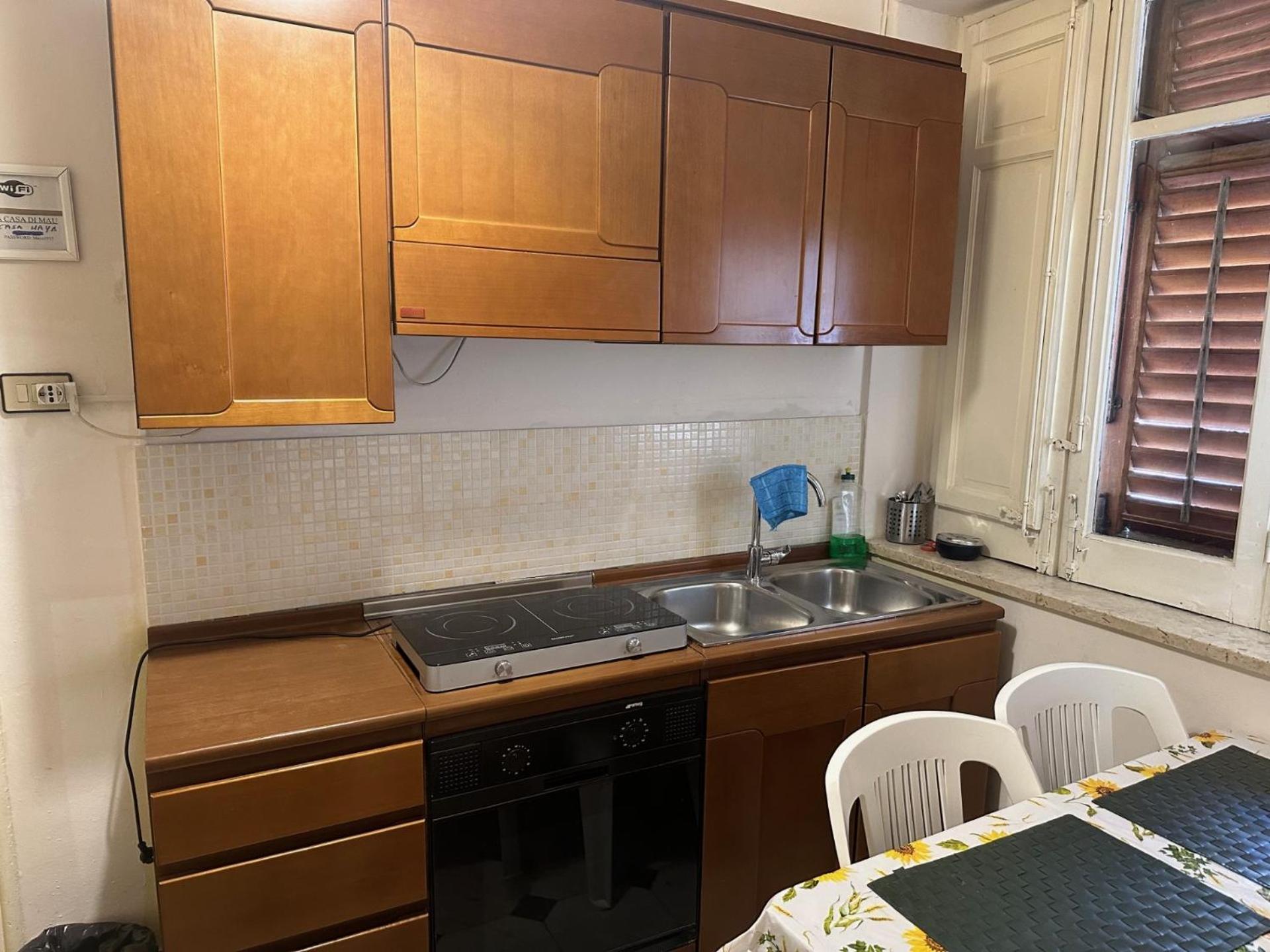 Apartament Dimora Di Maury A Due Passi Dai Trasporti E Da Ballaro Палермо Экстерьер фото